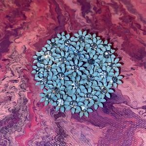 Vintage Forget Me Nots Crystal Blue Daisy Bouquet Brooch